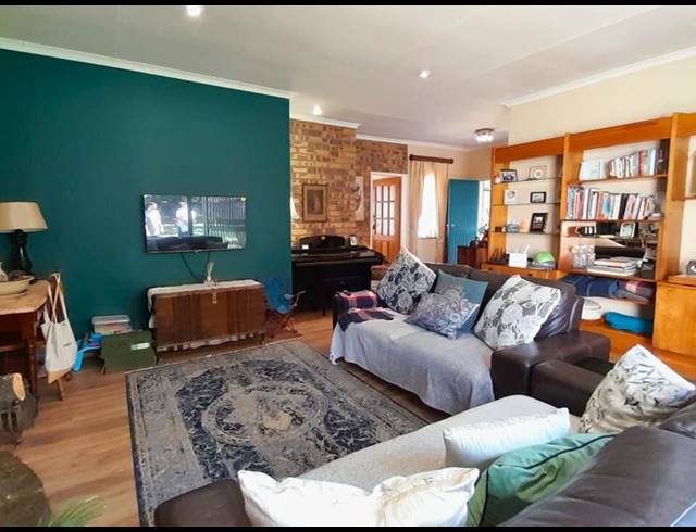 3 BEDROOM HOUSE FOR SALE IN BIRCHLEIGH